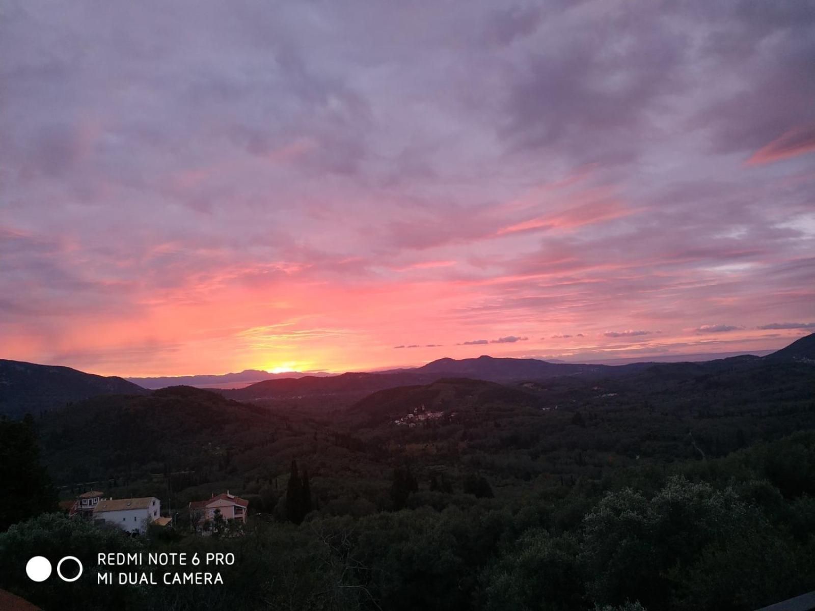 Billy'S Breathtaking View Cozy Cottage Kato Pavliana Экстерьер фото